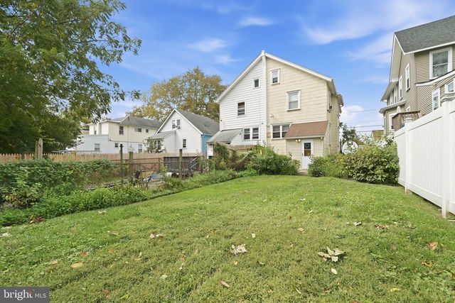 255 HIRST AVE, Lansdowne, PA 19050