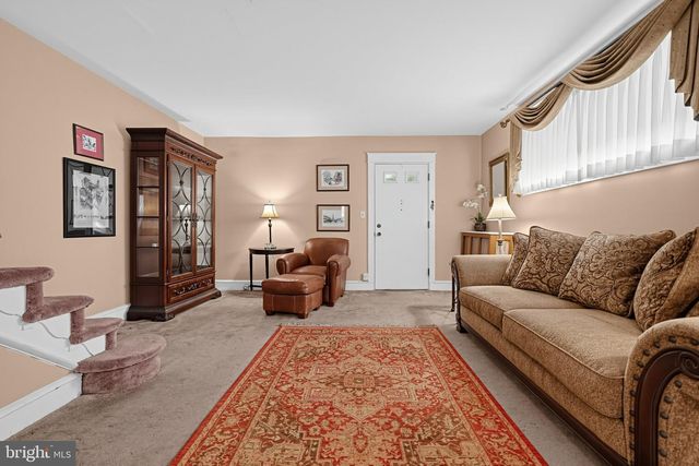 255 HIRST AVE, Lansdowne, PA 19050