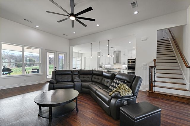 1107 Lily Court, Grand Prairie, TX 75104