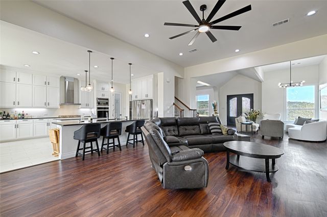 1107 Lily Court, Grand Prairie, TX 75104