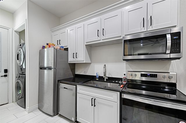 1107 Lily Court, Grand Prairie, TX 75104