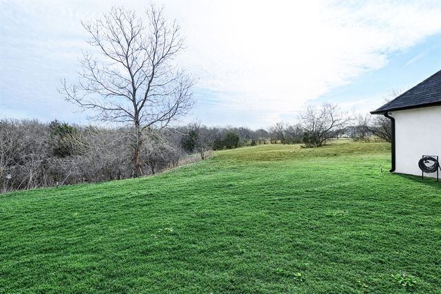 1107 Lily Court, Grand Prairie, TX 75104