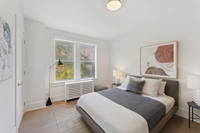14809 Northern Blvd Apt 6L, New York City, NY 11354