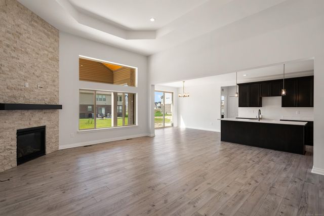 18213 Stallman Drive, Macomb Twp, MI 48044