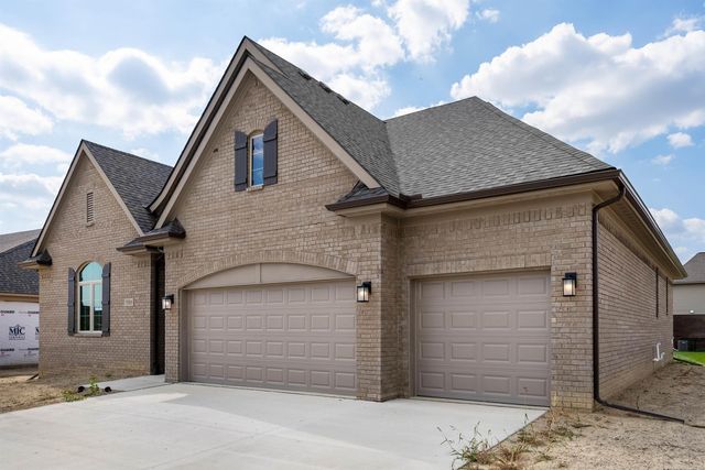 18213 Stallman Drive, Macomb Twp, MI 48044