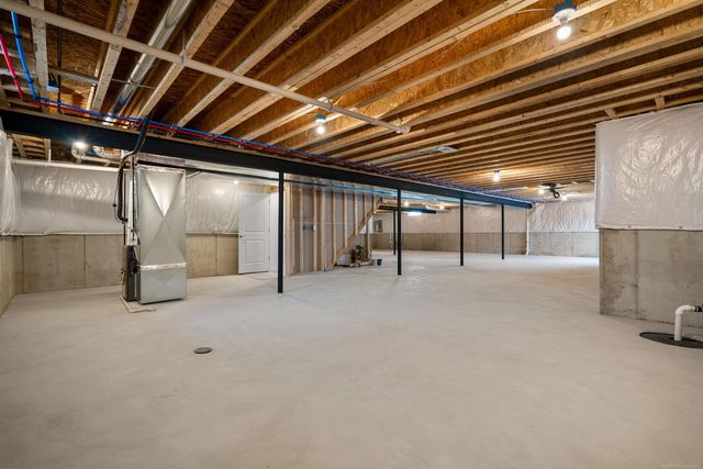 18213 Stallman Drive, Macomb Twp, MI 48044