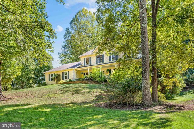 5317 FORREST CT, Warrenton, VA 20187