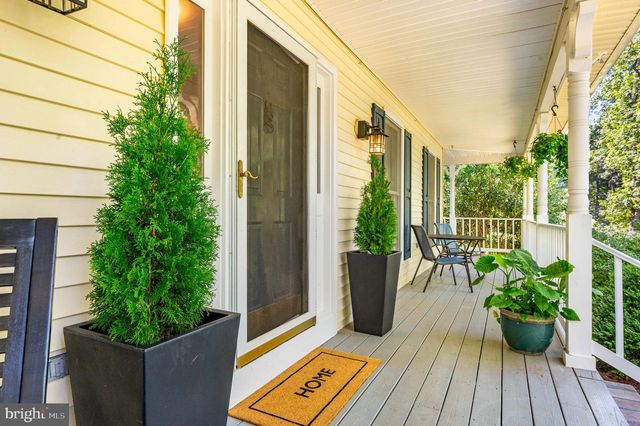 5317 FORREST CT, Warrenton, VA 20187