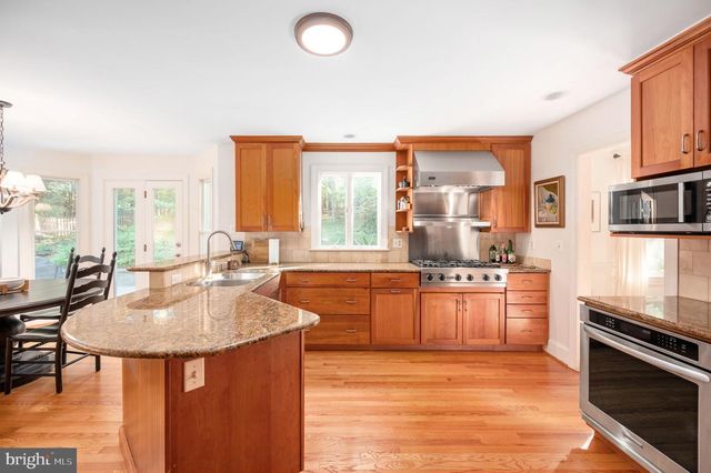 5317 FORREST CT, Warrenton, VA 20187