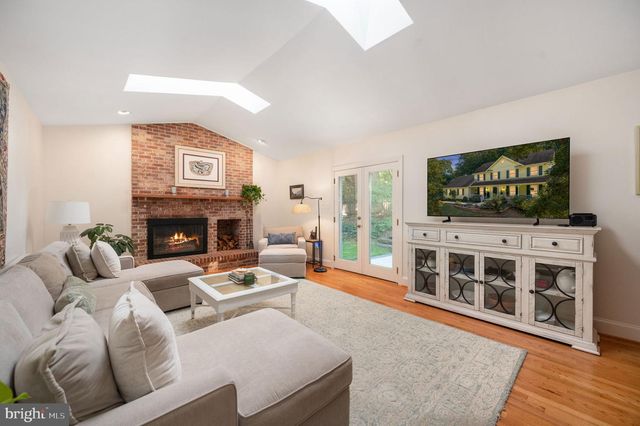 5317 FORREST CT, Warrenton, VA 20187