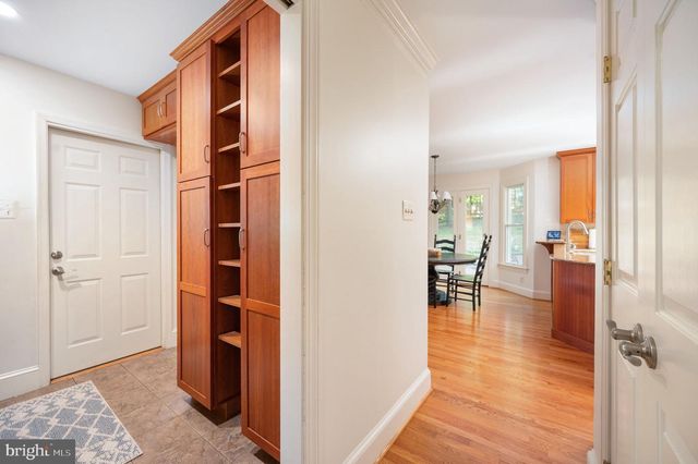 5317 FORREST CT, Warrenton, VA 20187