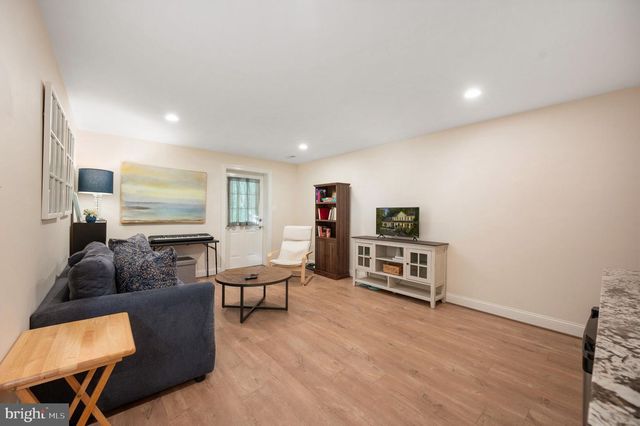 5317 FORREST CT, Warrenton, VA 20187