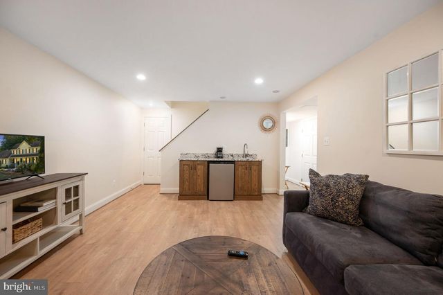 5317 FORREST CT, Warrenton, VA 20187