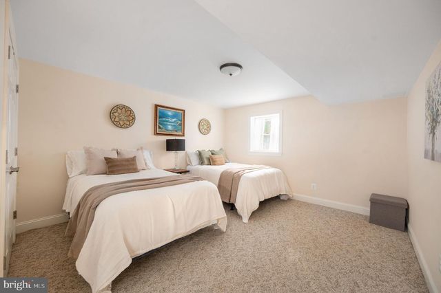 5317 FORREST CT, Warrenton, VA 20187