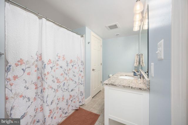 5317 FORREST CT, Warrenton, VA 20187
