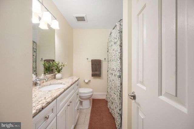 5317 FORREST CT, Warrenton, VA 20187