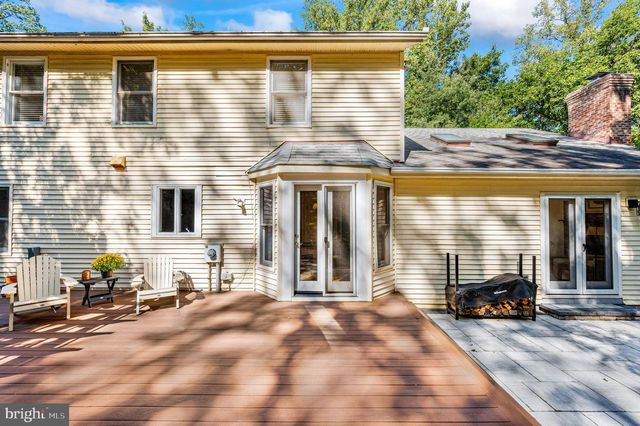 5317 FORREST CT, Warrenton, VA 20187