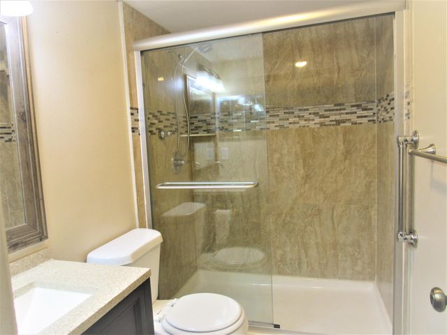 214 Berkshire K, West Palm Beach, FL 33417