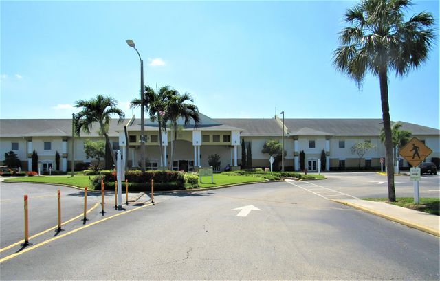 214 Berkshire K, West Palm Beach, FL 33417