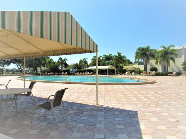 214 Berkshire K, West Palm Beach, FL 33417
