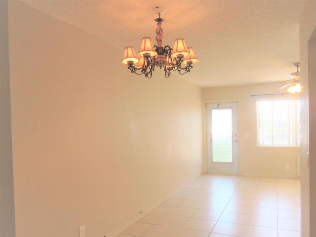 214 Berkshire K, West Palm Beach, FL 33417