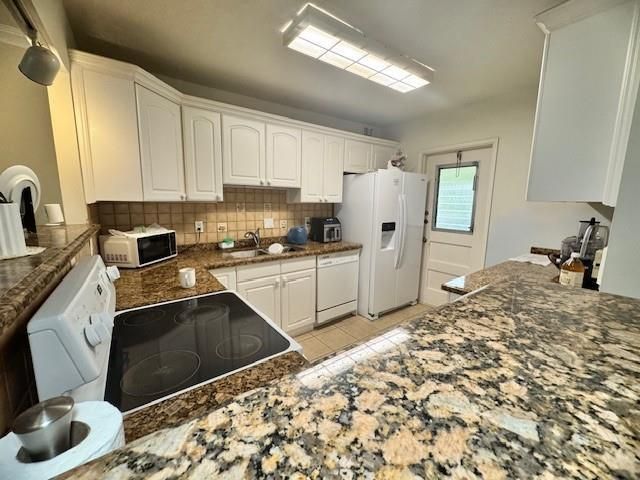 2850 N Palm Aire Drive 207, Pompano Beach, FL 33069