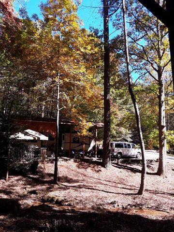 870 Ogden Drive, Ellijay, GA 30540