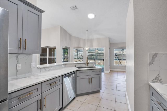 3625 GATLIN PLACE CIRCLE, Orlando, FL 32812