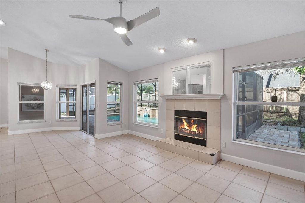 Image 19 of property listing at 3625 GATLIN PLACE CIRCLE, Orlando, FL 32812