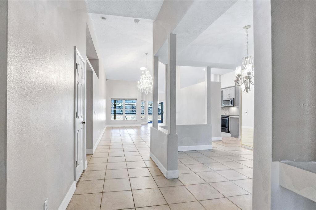 Image 7 of property listing at 3625 GATLIN PLACE CIRCLE, Orlando, FL 32812