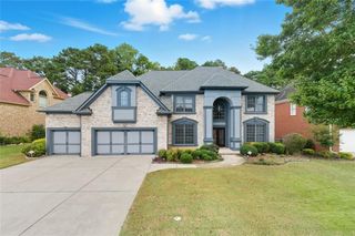 2805 IVY HILL Drive, Buford, GA 30519
