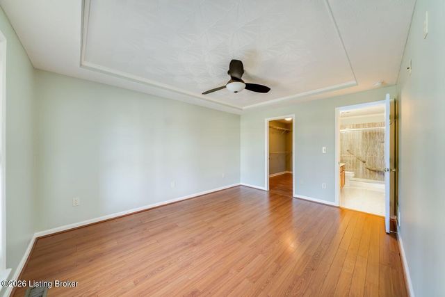 6404 Faris Way, Louisville, KY 40272