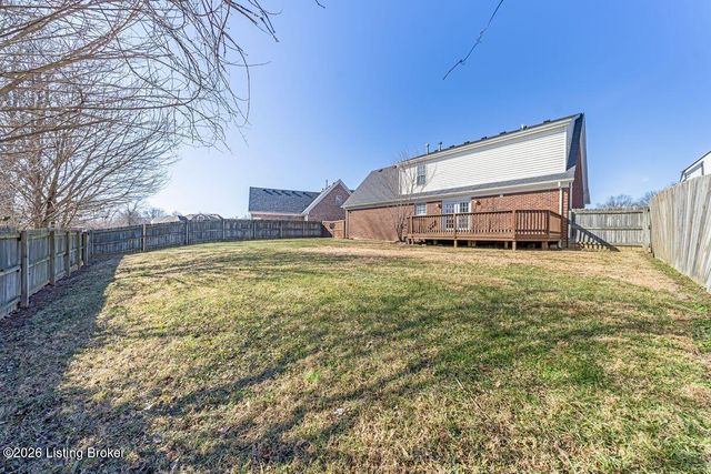 6404 Faris Way, Louisville, KY 40272