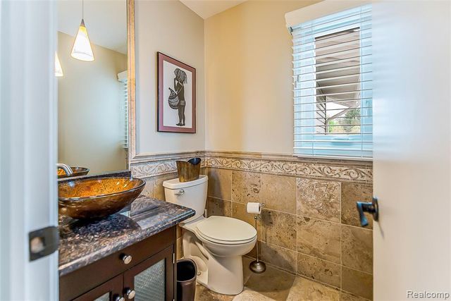 21100 Boulder Circle, Northville, MI 48167