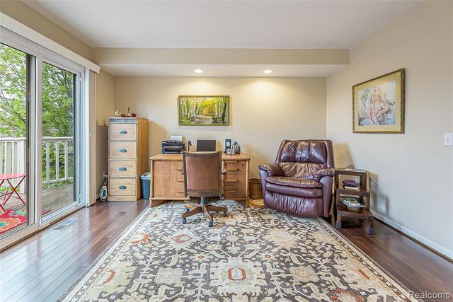21100 Boulder Circle, Northville, MI 48167