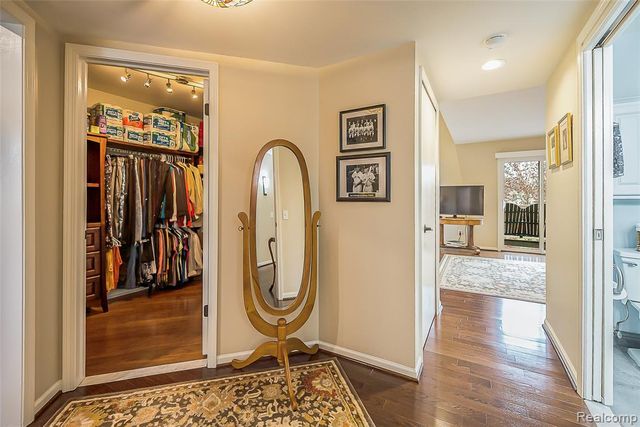 21100 Boulder Circle, Northville, MI 48167