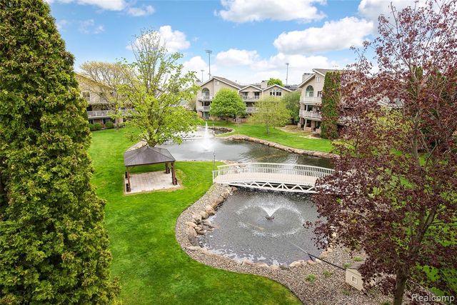 21100 Boulder Circle, Northville, MI 48167