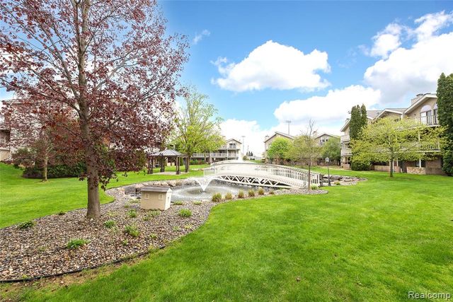21100 Boulder Circle, Northville, MI 48167