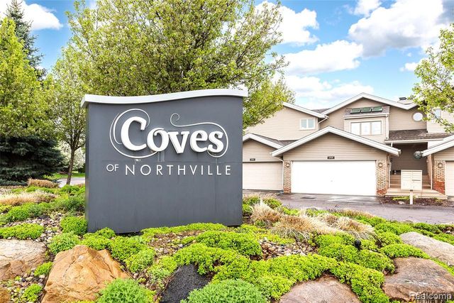 21100 Boulder Circle, Northville, MI 48167