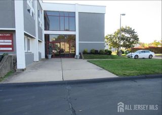 983 W STATE ROUTE 33 W E, Monroe, NJ 08831
