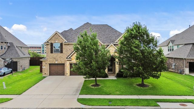604 Cody Lane, Mansfield, TX 76063