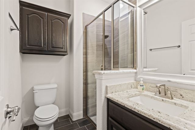 604 Cody Lane, Mansfield, TX 76063