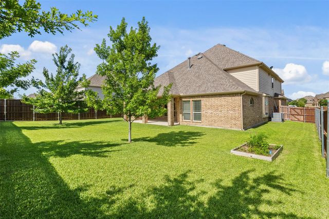 604 Cody Lane, Mansfield, TX 76063