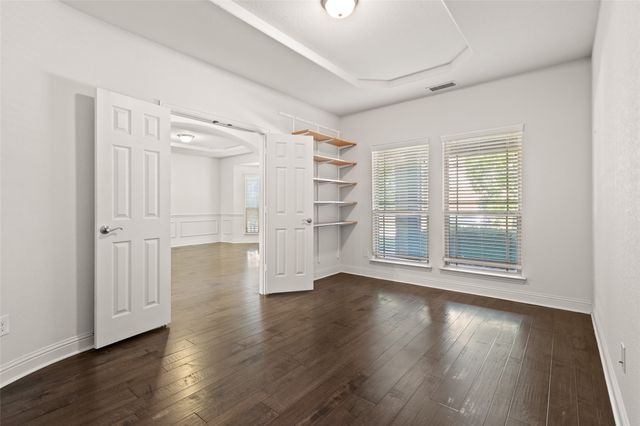 604 Cody Lane, Mansfield, TX 76063