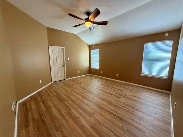 2008 Kingsbrook Trail, Fort Worth, TX 76120