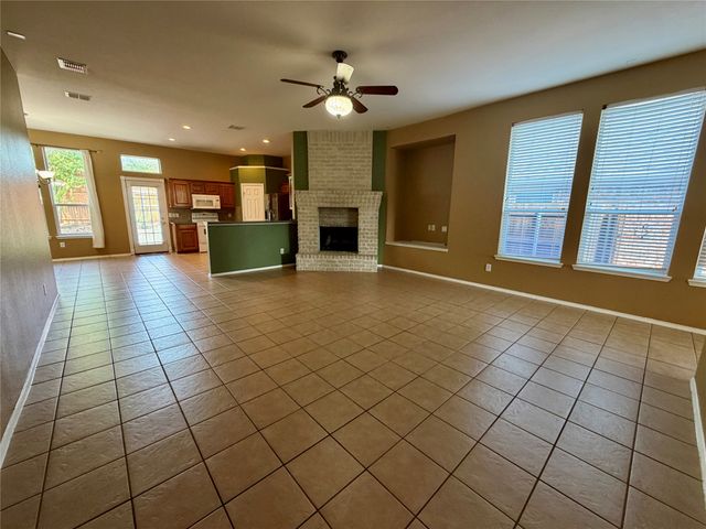 2008 Kingsbrook Trail, Fort Worth, TX 76120