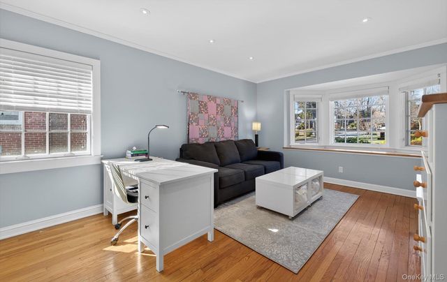 3 N Avalon Road, Great Neck, NY 11021