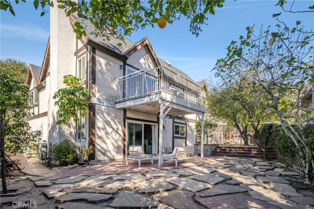 Image 15 of property listing at 5150 La Crescenta Ave, La Crescenta, CA 91214