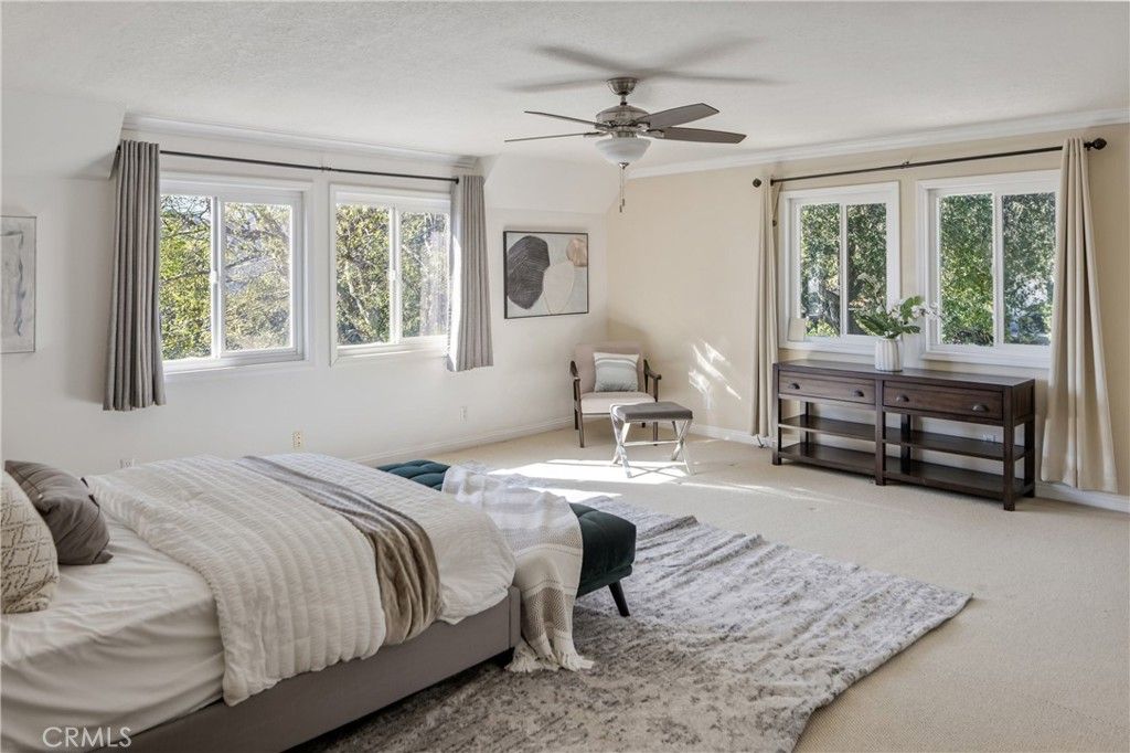 Image 23 of property listing at 5150 La Crescenta Ave, La Crescenta, CA 91214