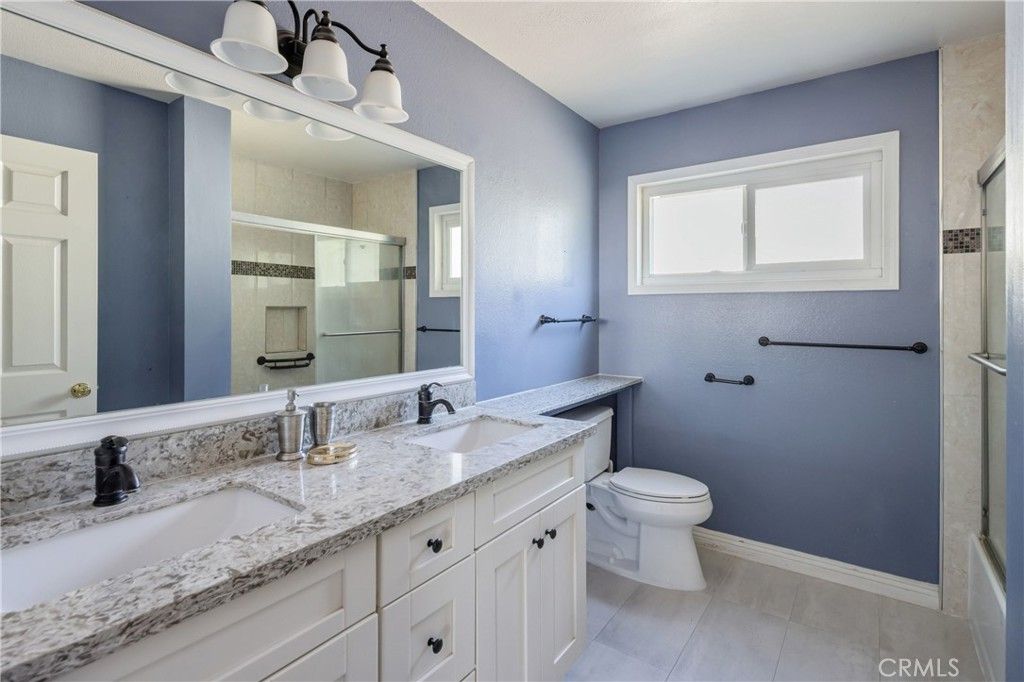 Image 31 of property listing at 5150 La Crescenta Ave, La Crescenta, CA 91214